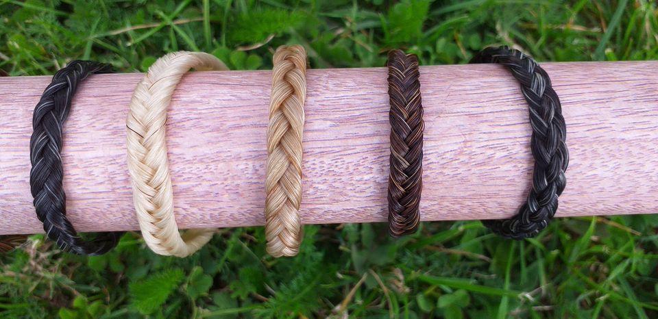 a vendre bracelets en crins de cheval