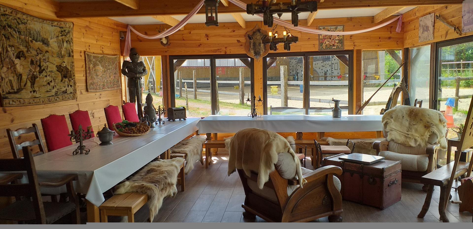 salle du roi pour petits déjeuners + repas