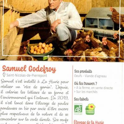 samuel godefroy eleveur de poulet et agneaux bio sur le manoir de La Hurie