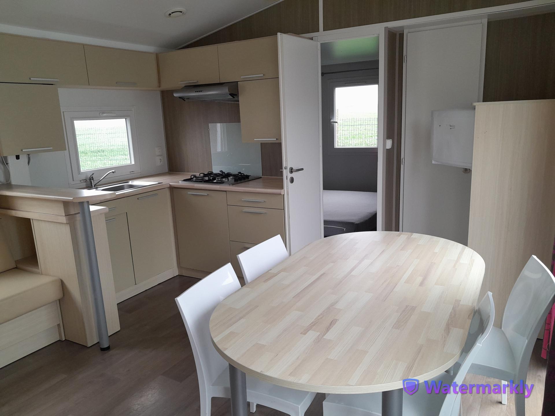 Cuisine et salon pour 7 personnes 3 chambres 1